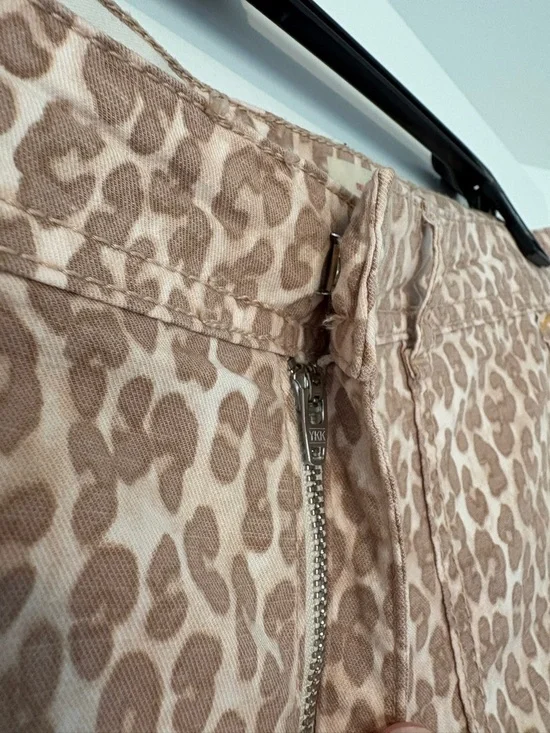 Anthropologie Leopard The Wanderer Pants Women’s Size 29 - Picture 7 of 9